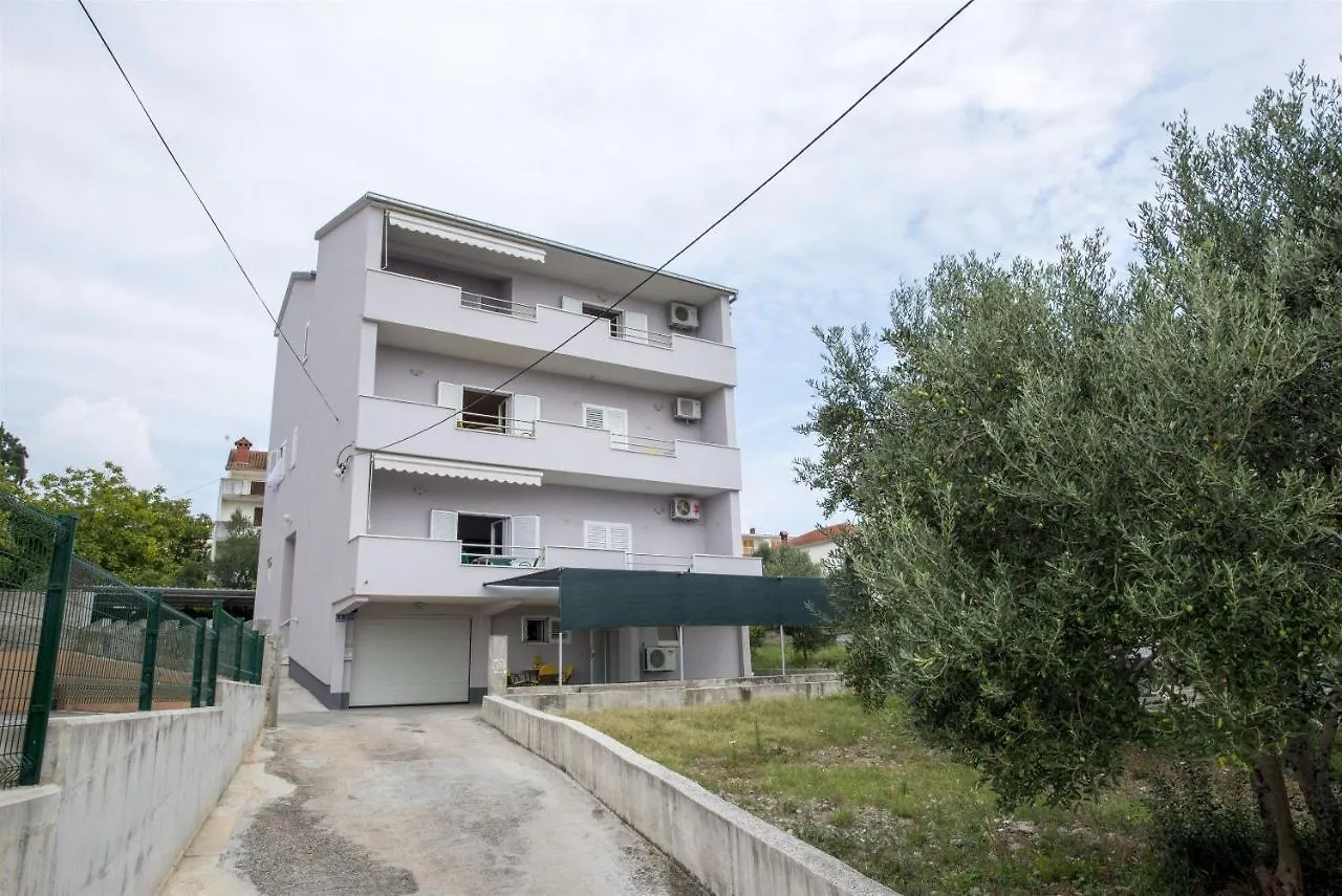 Apartments Meri Trogir