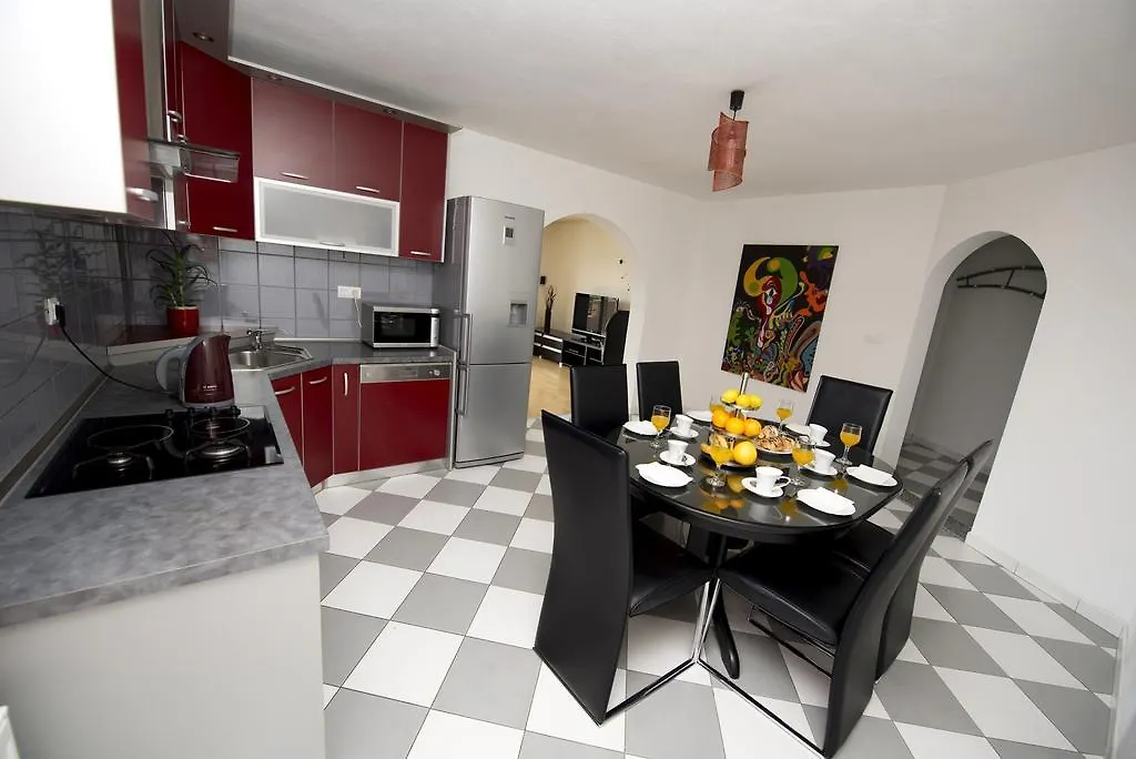 Apartments Meri Trogir Kroatië